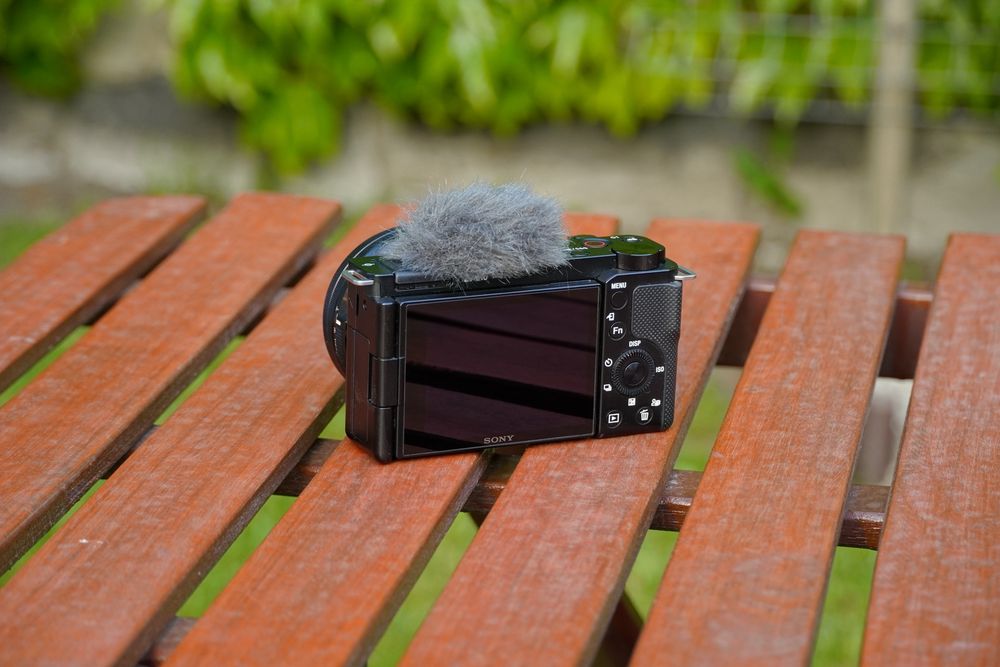 Aparat Sony Alpha ZV-E10 E PZ 3.5-6.3 16-50 + uchwyt Sony + akcesoria Stan bdb :) - 2656 migawek