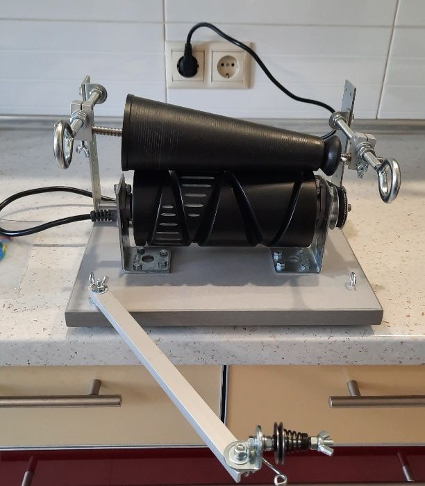 Электрическая моталка для перемотки пряжи на конус: 8 700 грн ...