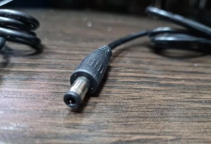 Продається USB-кабель для підвищення напруги до 9В DC для роутера