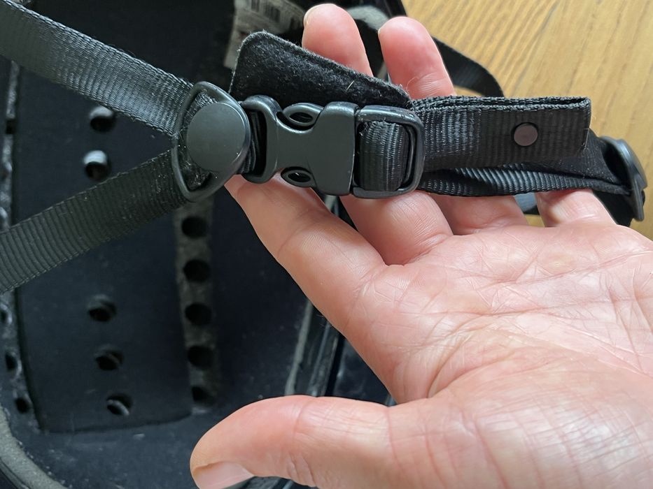 Toczek i spodnie do jazdy konnej