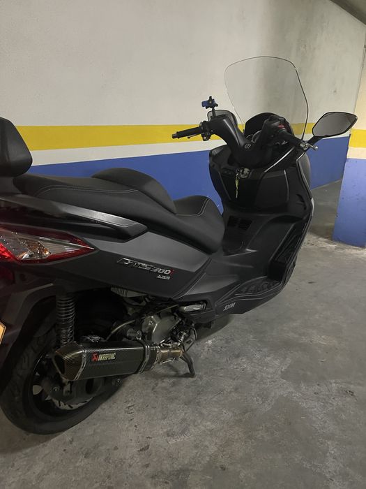 Sym 300gts de garagem