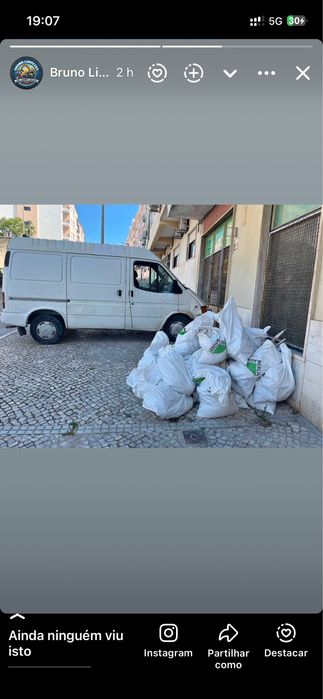 Limpeza e recolha de entulho