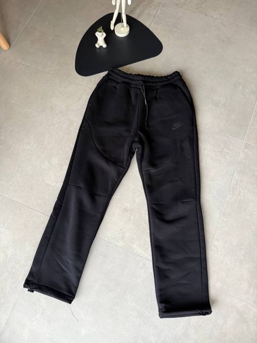 Штани Nike Tech Fleece чорні чоловічі штани найк теч фліс чорні
