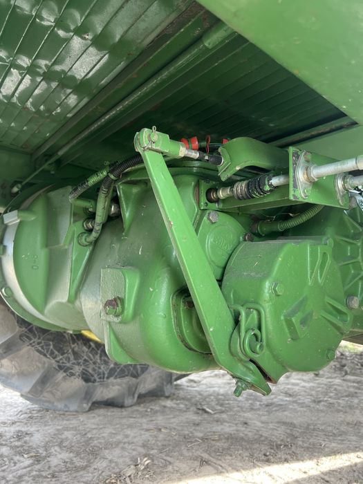 Свіжопривезений комбайн JOHN DEERE 1157 жатка Шумахер