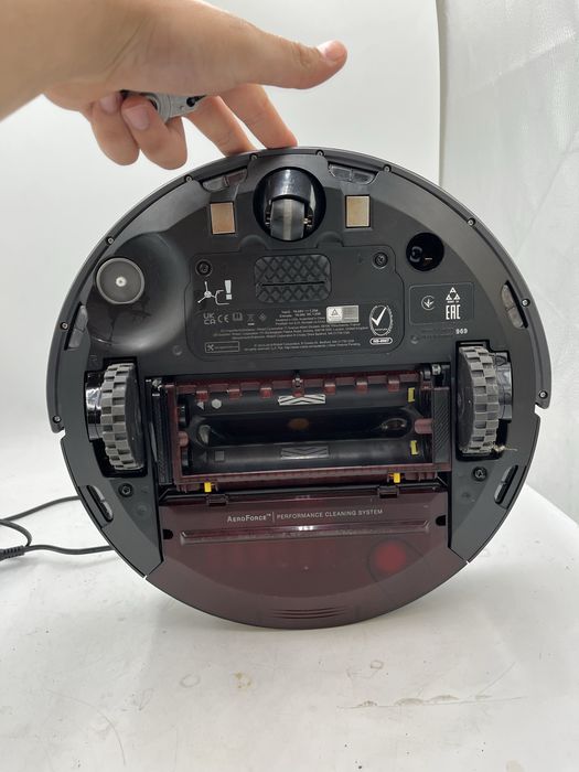 Roboty sprzątające - iRobot Seria i7