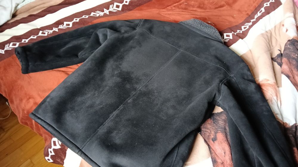 Casaco preto camurça