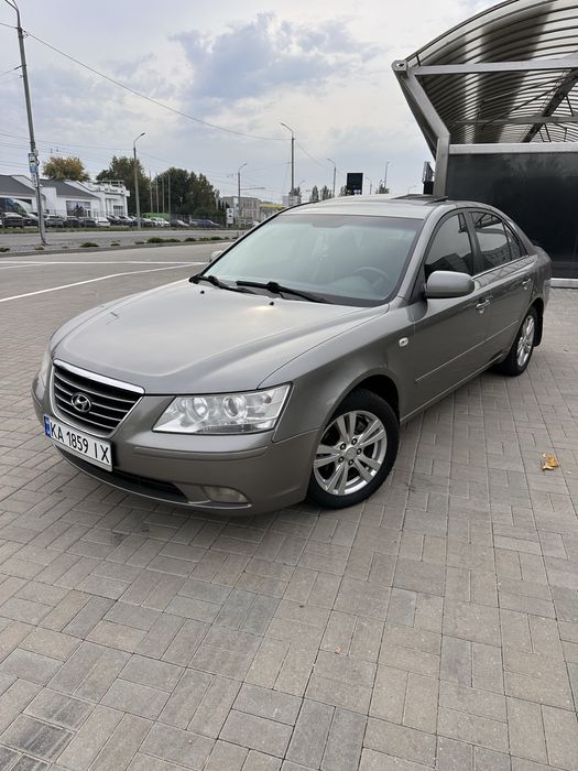 Hyundai Sonata 2.4газ/бенз 2008