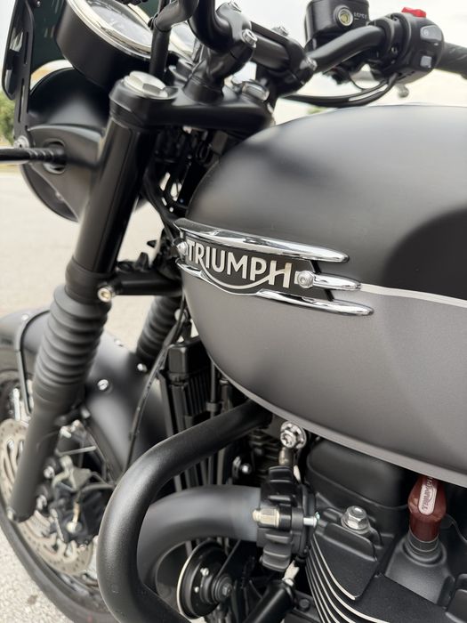 2022 Triumph Bonneville T120 Black Edition