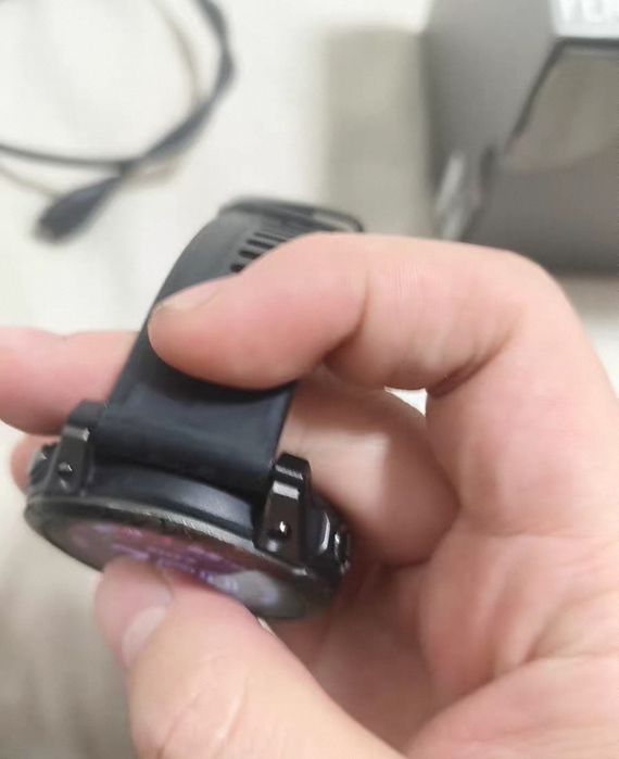 терміново Garmin Fenix 7 Sapphire Solar