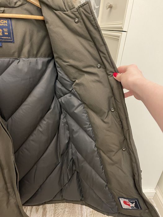 жіночка куртка (парка) woolrich