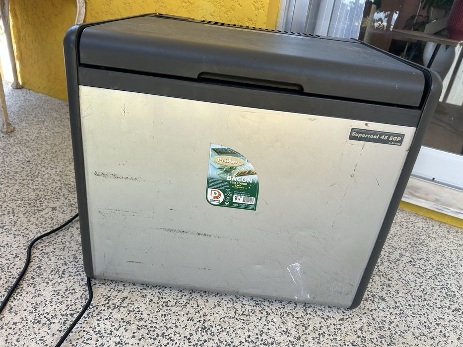 Frigorífico Portátil Trivalente All Ride 45L (Gás / 230V / 24V)