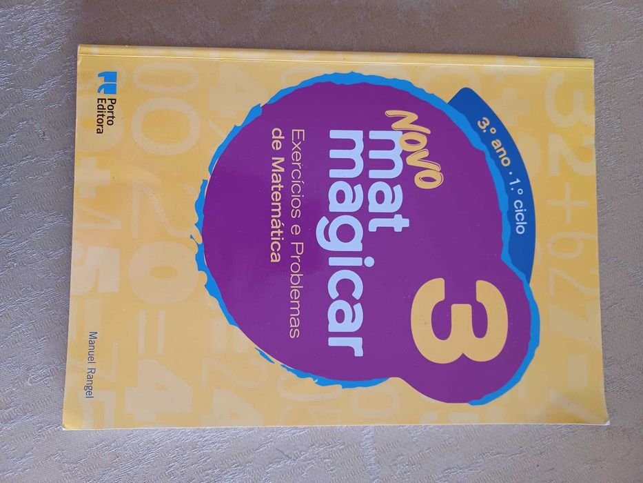 Novo mat magicar 3 - 3 ano (COMO NOVO)