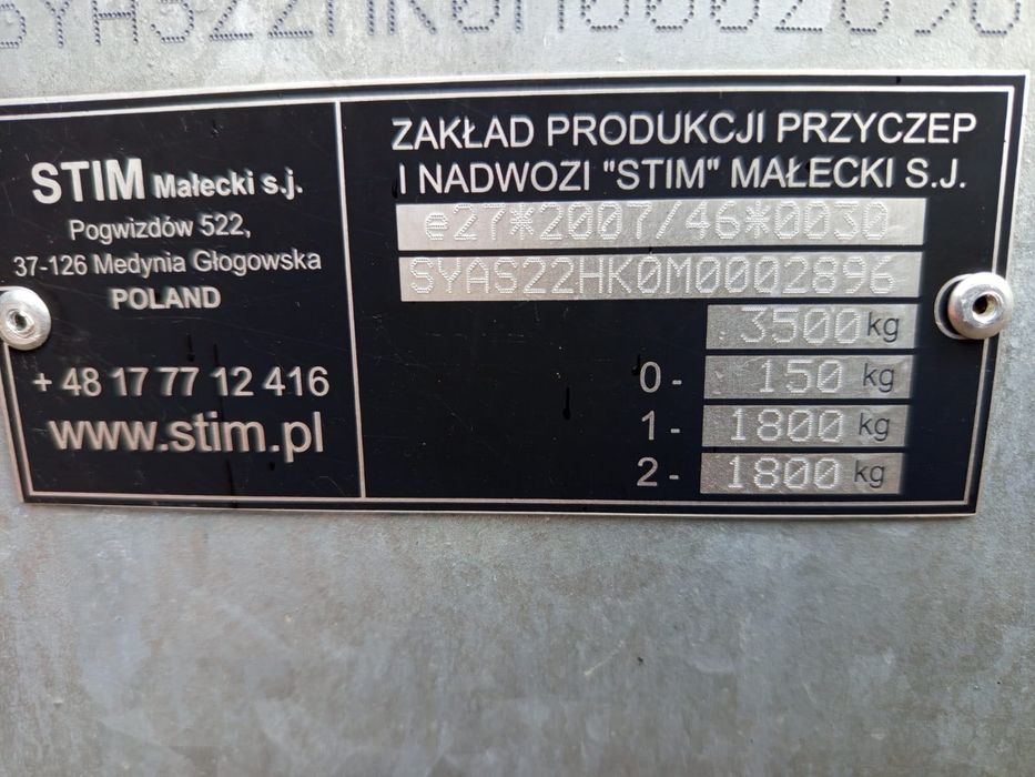 Przyczepa wymiary wewnetrzne 4m długa / 1.5m szeroka/ 2.1 wysoka