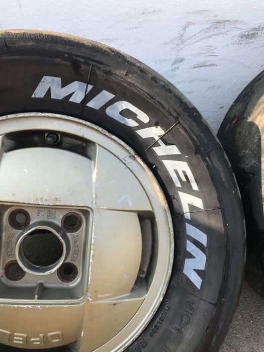 4x Pneus Slicks 13 Dunlop e Michelin em bom estado