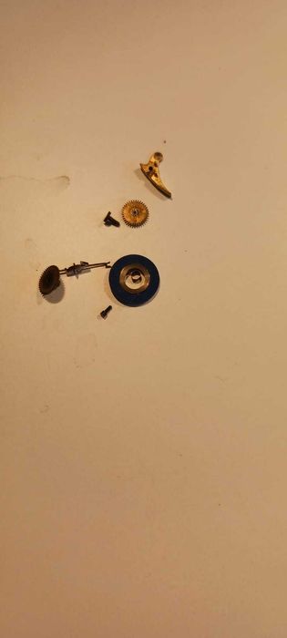 części od zegarków kieszonkowych