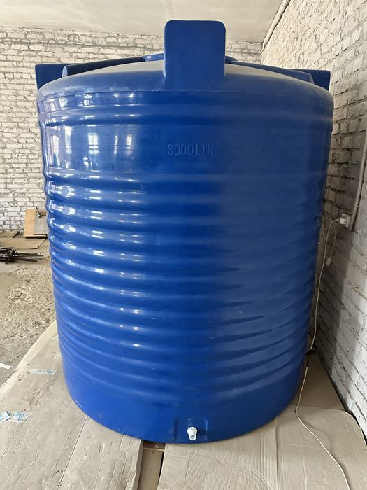 Ємність для рідин та води на 3000 л Litolan