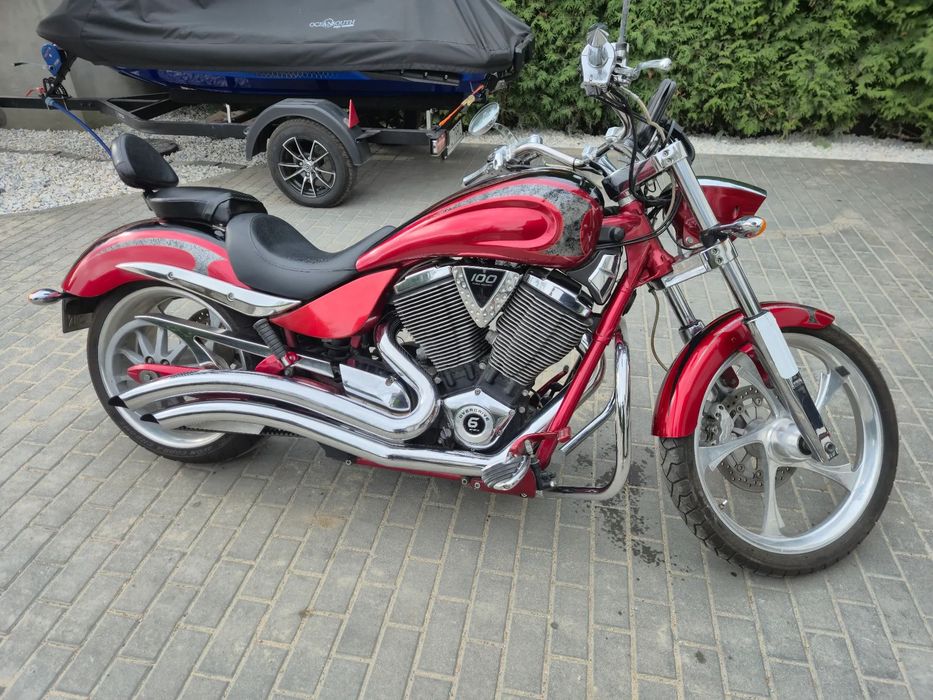 Victory Vegas Victory Vegas 2008 – 1634 cm³ – 22915km Cena: 31 900 zł
