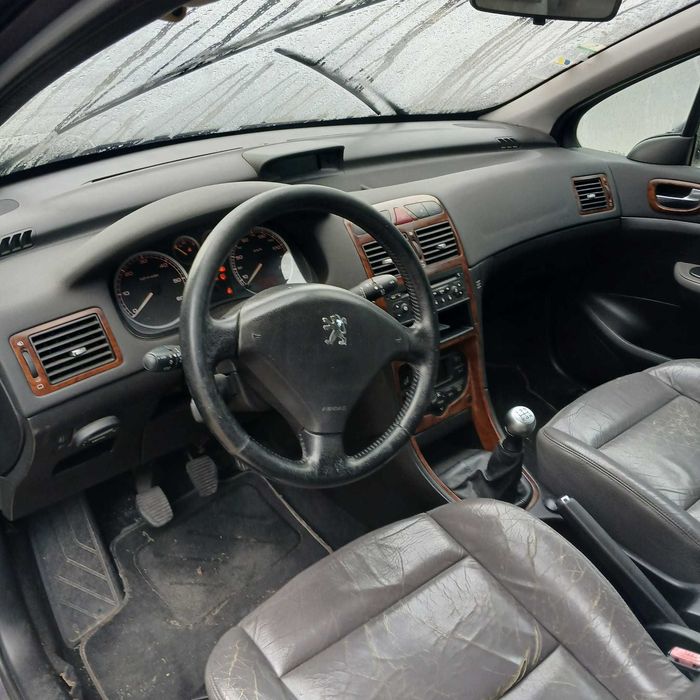 Peugeot 307 2.0HDi de 2002 - Peças Usadas