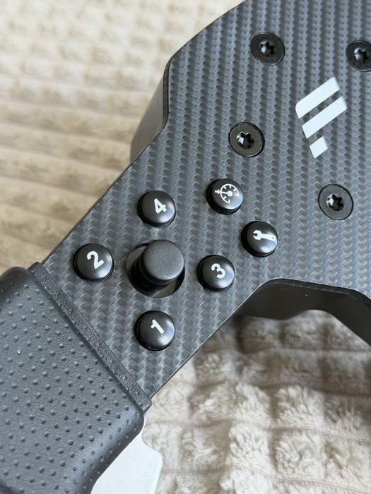 Fanatec P1 V2 Кермо