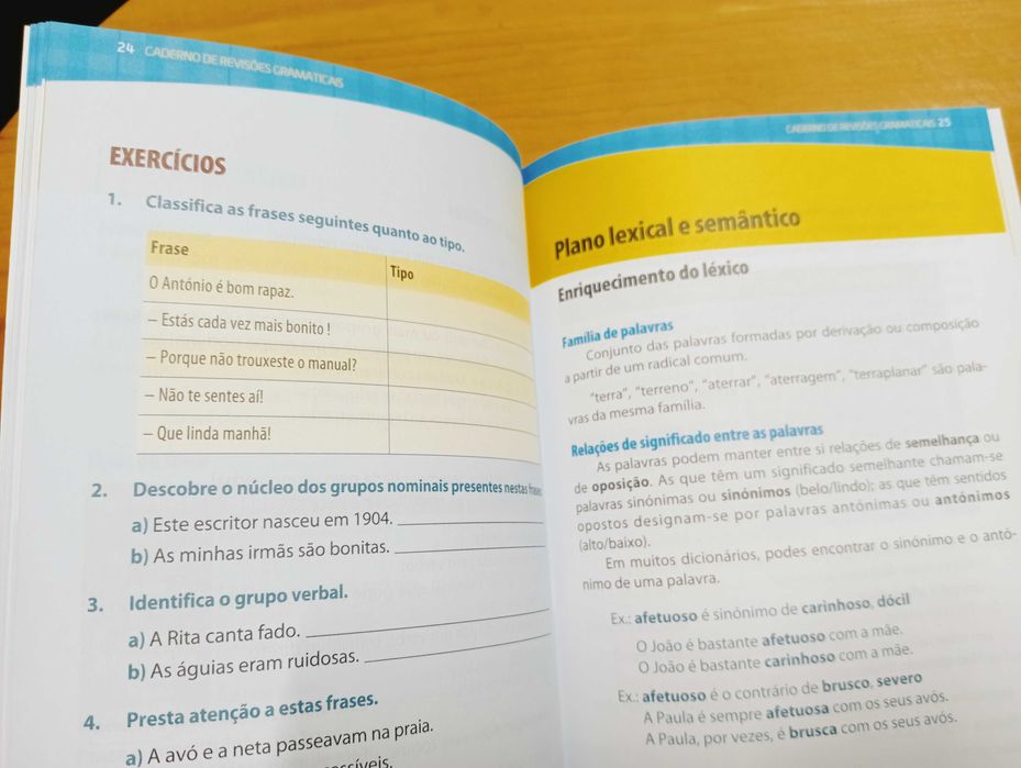Caderno de Revisões Gramaticais