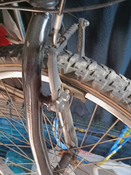 Bicicleta preta roda 24"