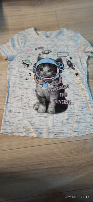Bluzeczka z kotkiem..