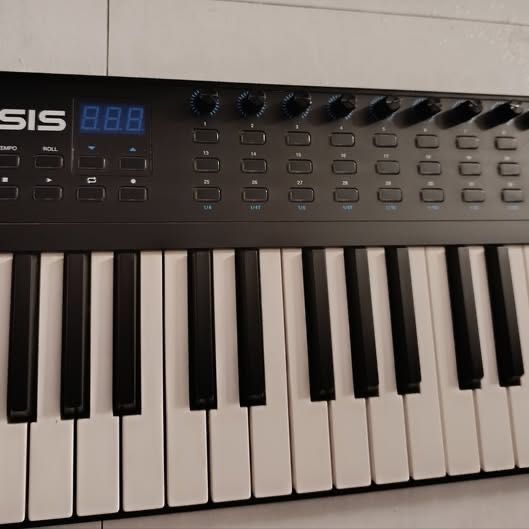 teclado midi vi49