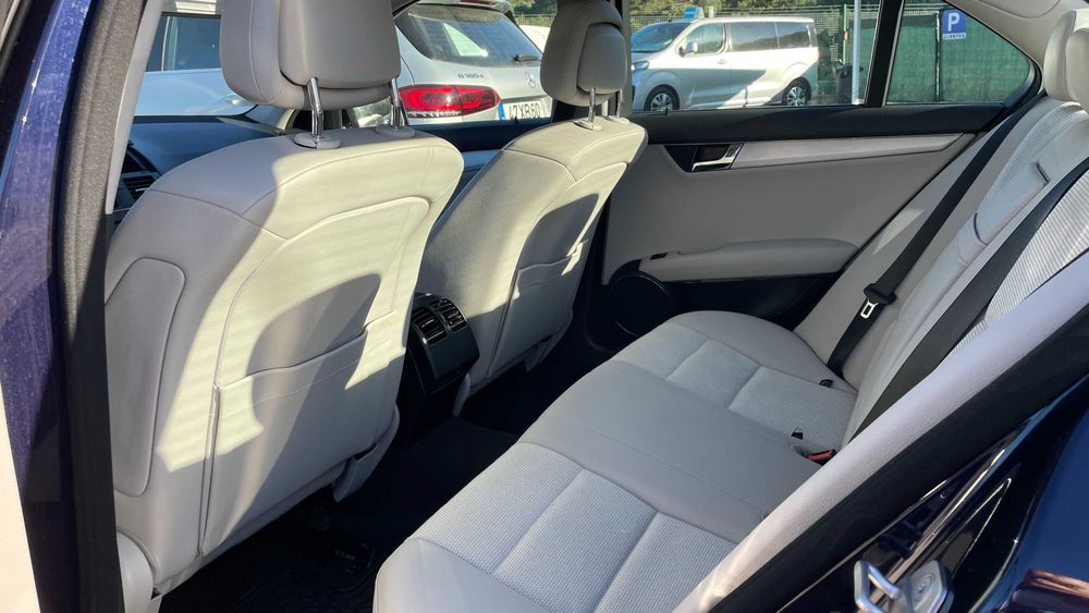 Mercedes-Benz C220 CDi Avantgarde BlueEfficiency NACIONAL