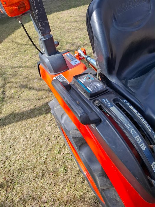 Ciągnik Kubota JB 15KM
