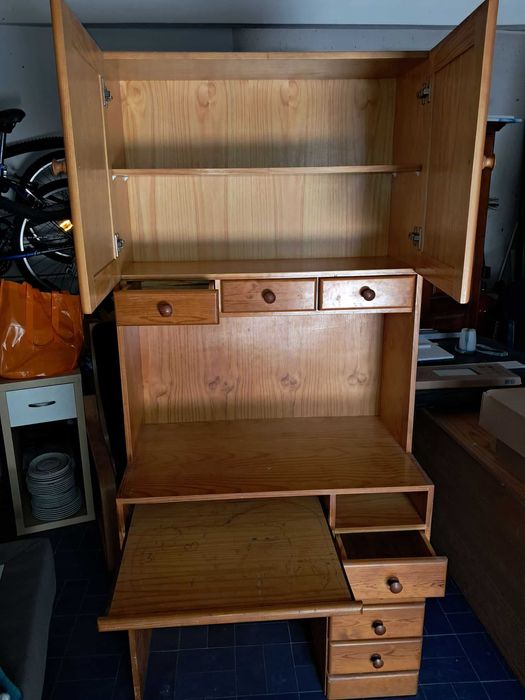 Estante de estudo - Secretária