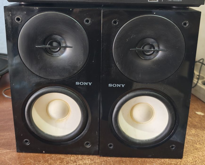 Центр музыкальный Sony HCD-HX50BTR