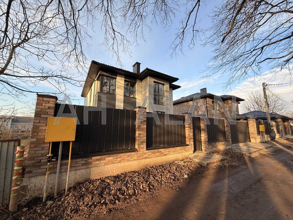 Без комісії. Продаж будинка 187 м2 в с. Чабани. Київська область