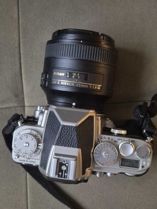 Nikon DF body możliwość sprzedaży razem z Nikkor 85/1.8