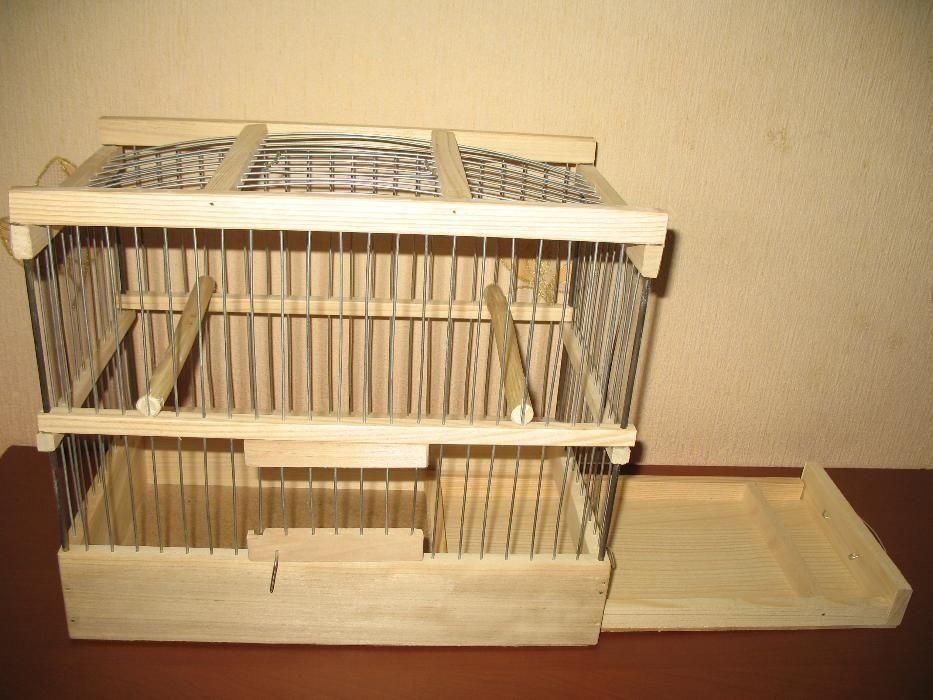 Клетка для кенара или канарейки (880 грн).