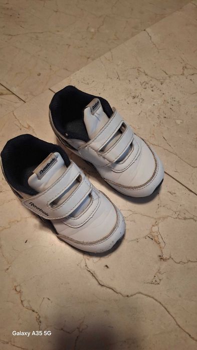 Buty REEBOK r. 22.5 używane