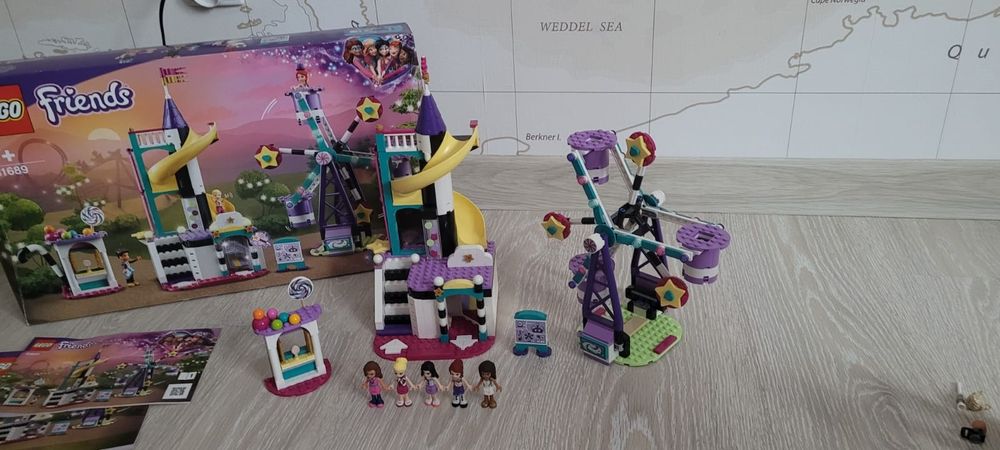 LEGO Friends 41689  - wesołe  miasteczko  7 +