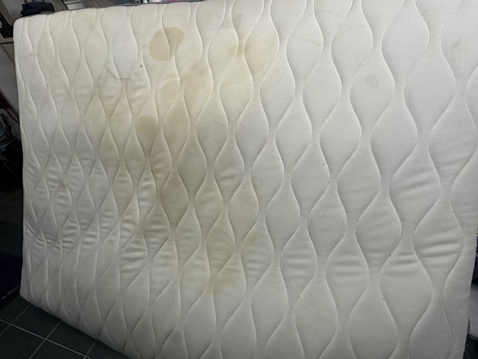 Uzywany ale!!! nie zniszczony materac IKEA 160x200
