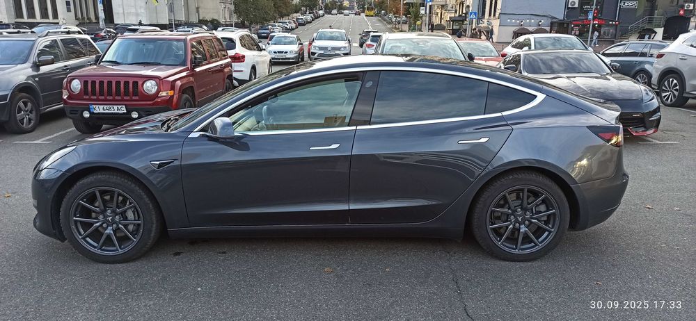 Продам Теслу модель 3, 2019р.