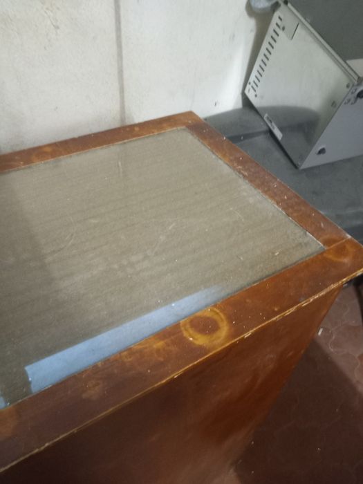 Movel pequeno  madeira