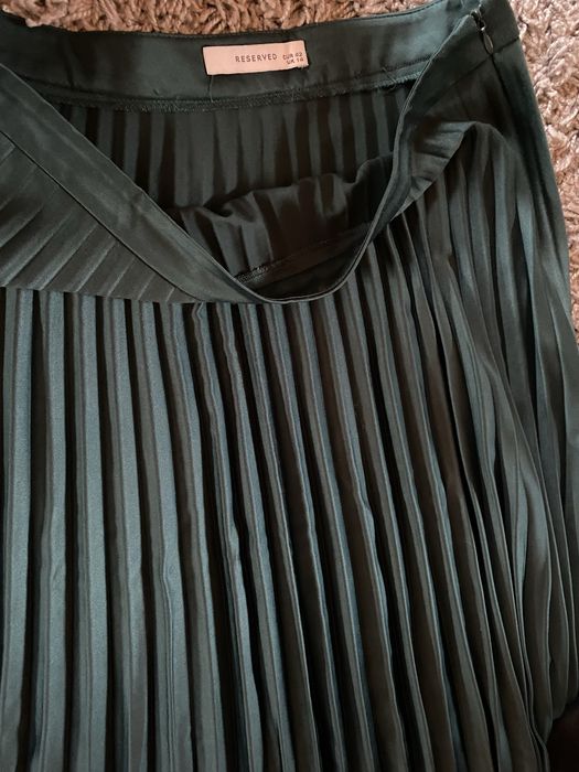 Spódnica plisowana butelkowa zieleń Reserved