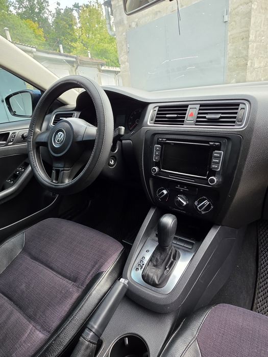 Volkswagen Jetta 2011