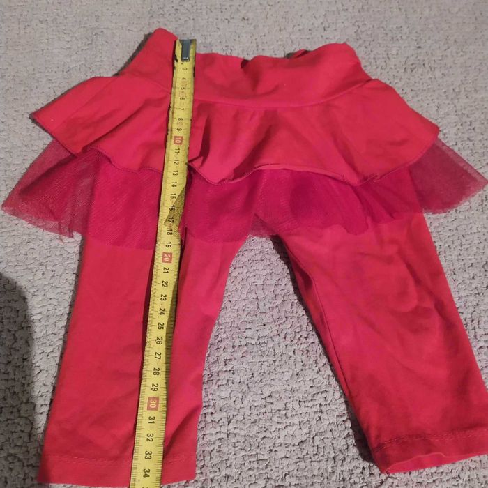 Dziewczęce spodnie leginsy z falbanką 62/68 Boże Narodzenie święta