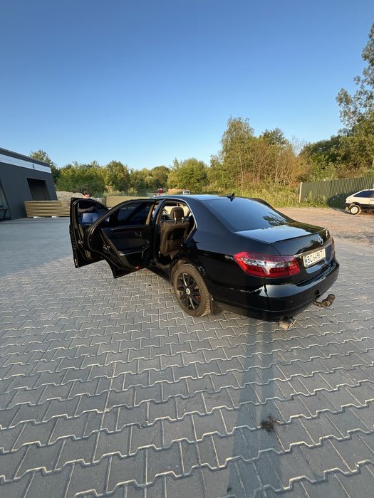 Mercedes-benz w212 e250  2.2d