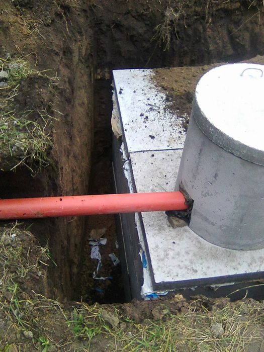 Кільця бетонні,лотки бетонні,труби на заїзд,септик під ключ!