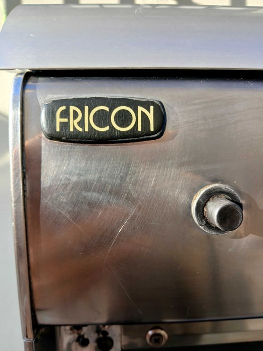 Fogão marca fricon