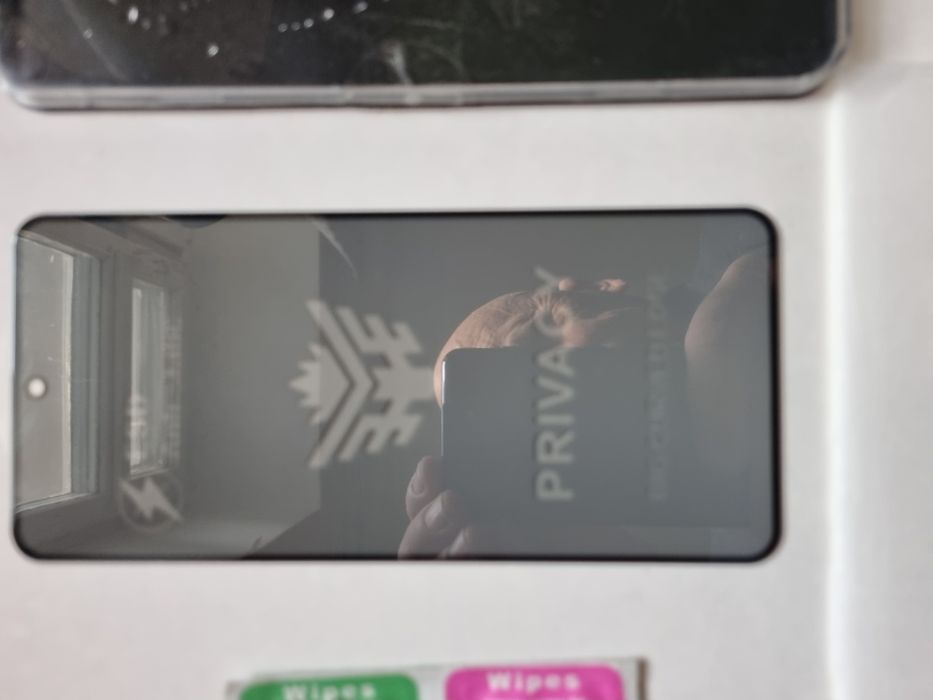 Защитные стёкла к Samsung S21 (FE)