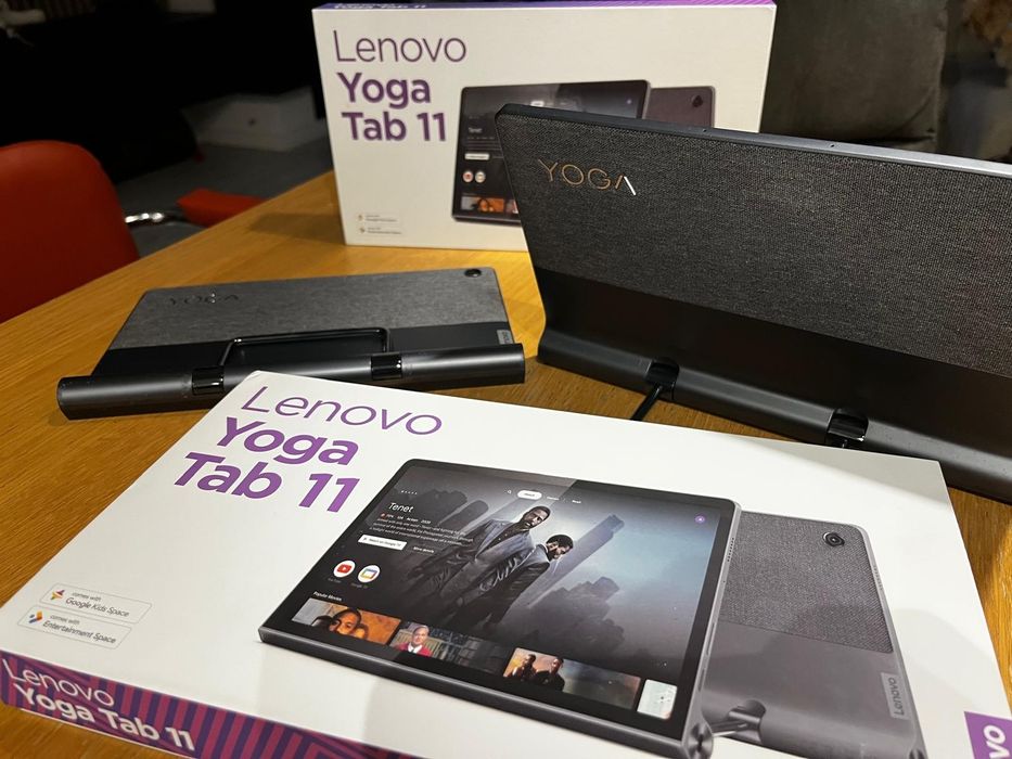 Dwa tablety Lenovo Yoga 11 Tab