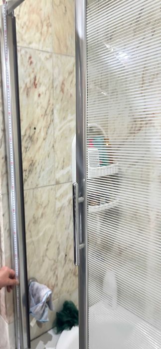 Resguardo para Banheira com 1 porta _  1.55m. x 1.50m