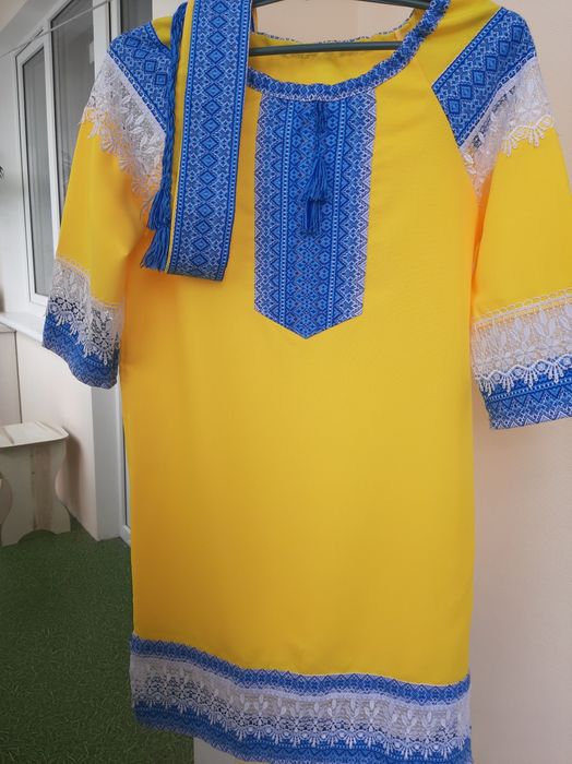 Жіноча сукня вишиванка