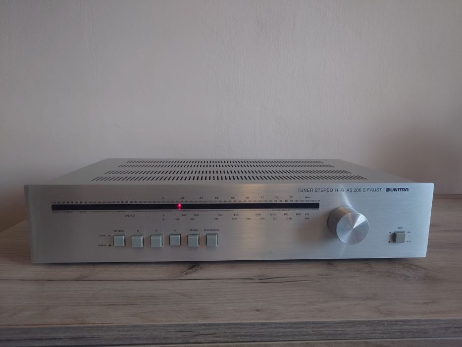 Tuner Unitra As 206 S Faust z plombami fabrycznymi,jak nowy.